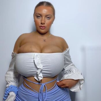 Full leaked Aurorao private onlyfans photo