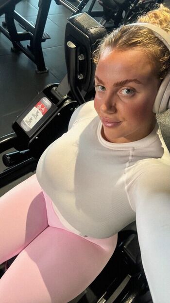 Full leaked Aurorao private onlyfans photo