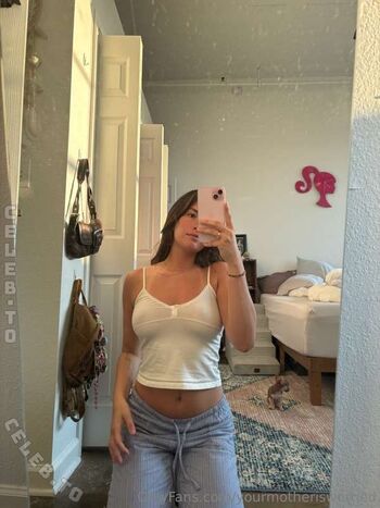 Ava Dank