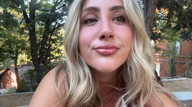 Full leaked Ava kolker page private onlyfans photo