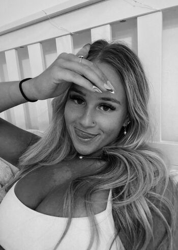 Full leaked Leksamink/ private onlyfans photo