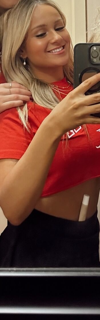 Full leaked Ginny aiko/ private onlyfans photo