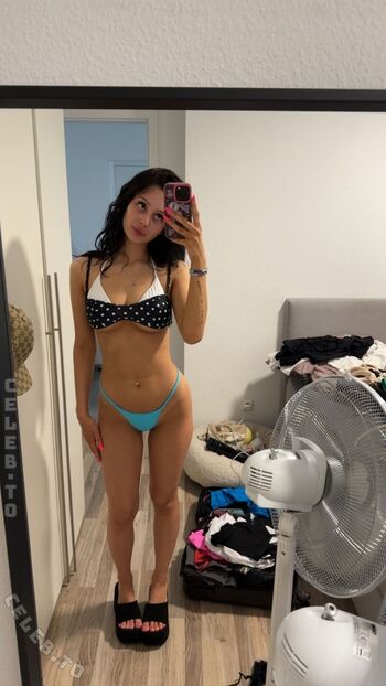 Full leaked Avakisses private onlyfans photo