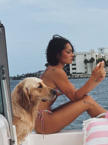 Full leaked Avani gregg page private onlyfans photo