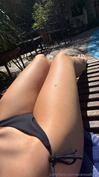 Full leaked Avarosabella private onlyfans photo