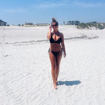 Full leaked Avaschillaci private onlyfans photo