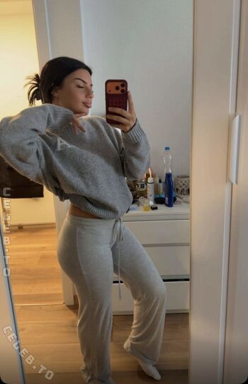 Full leaked Avendaaxs private onlyfans photo