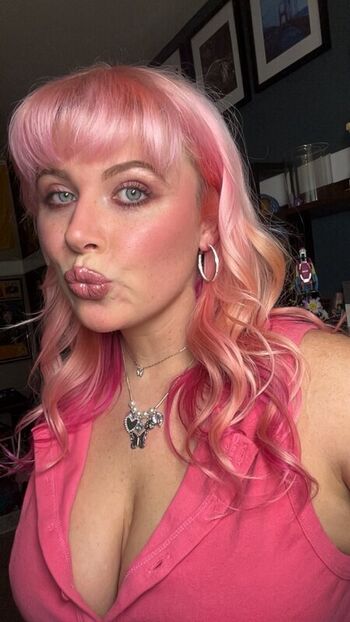 Full leaked Averageallison private onlyfans photo