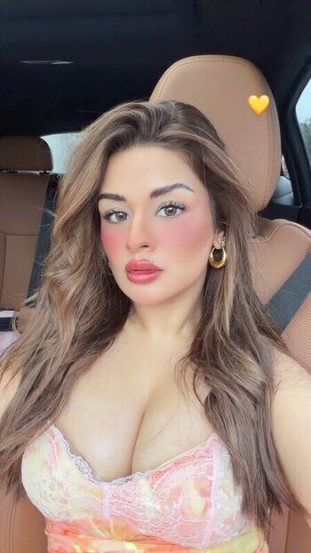 Full leaked Avneet kaur page private onlyfans photo