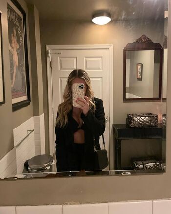 Full leaked Avnoguera private onlyfans photo