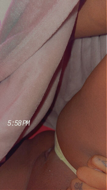 Full leaked Awnnaabby private onlyfans photo