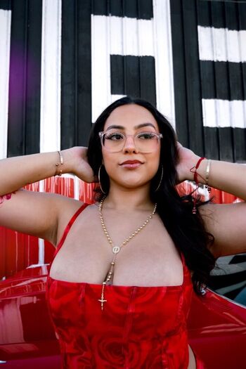 Full leaked Axhcaxh private onlyfans photo