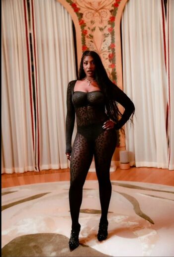 Full leaked Aya nakamura private onlyfans photo