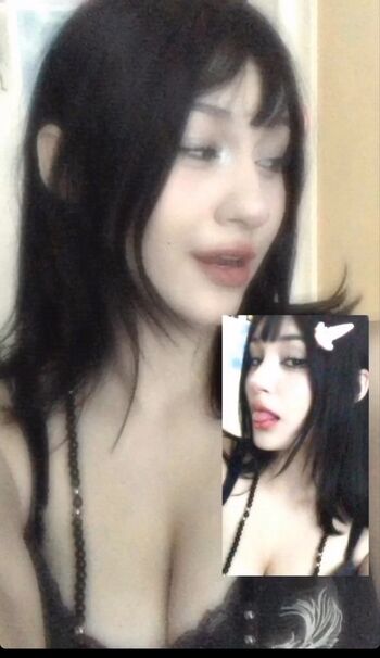 Full leaked Adeline chetail/ private onlyfans photo