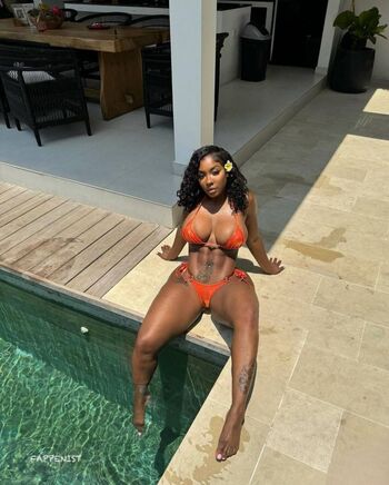 Full leaked Ayesha howard private onlyfans photo