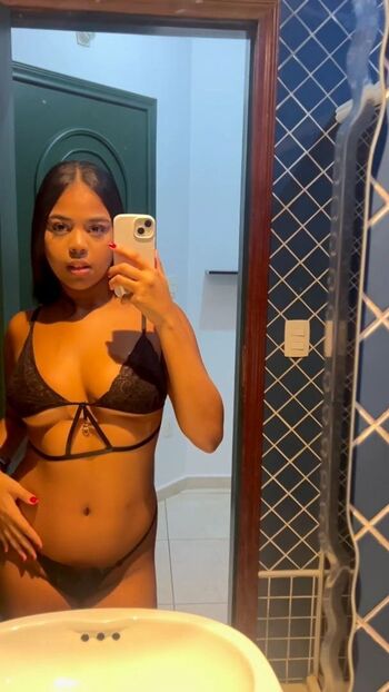Full leaked Ayla melk private onlyfans photo