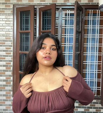 Full leaked Ayushi bhardwaj page private onlyfans photo