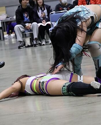 Full leaked Ellechoppy/ private onlyfans photo