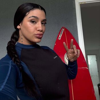 Full leaked Royal papaya/ private onlyfans photo