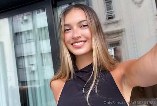 Full leaked Babe kayla private onlyfans photo
