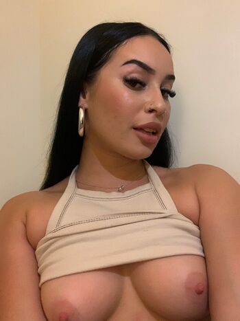 Full leaked Baby wilz private onlyfans photo