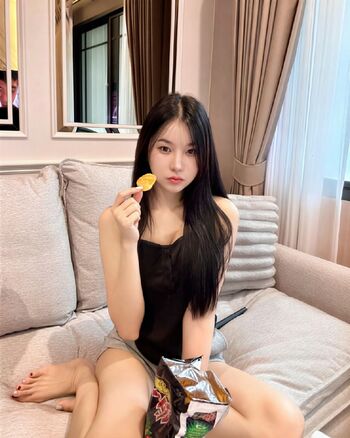 Full leaked Babymangpor page private onlyfans photo