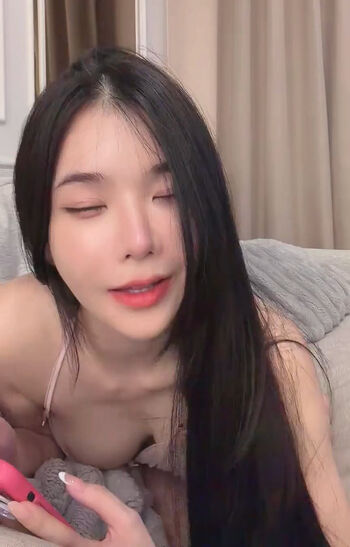 Full leaked Babymangpor private onlyfans photo