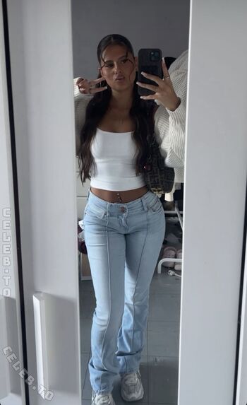 Full leaked Babyyjuli private onlyfans photo