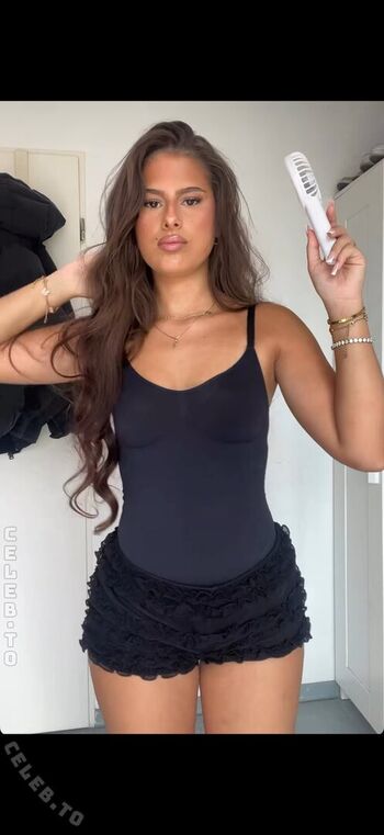 Full leaked Babyyjuli private onlyfans photo