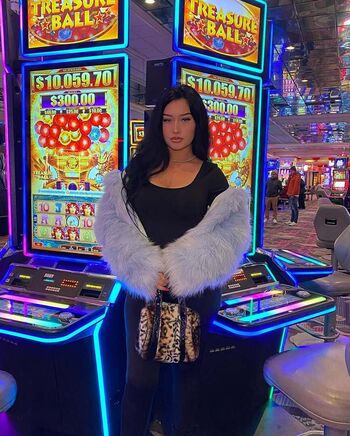 Full leaked Baddie maddie page private onlyfans photo