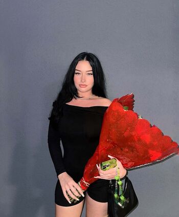 Full leaked Baddie maddie private onlyfans photo