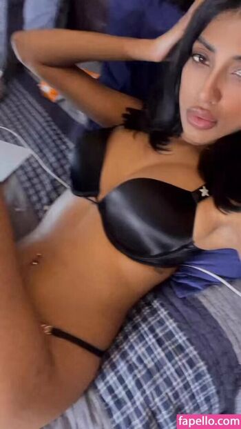Full leaked Badgyalshaw private onlyfans photo