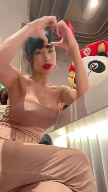 Bai Ling