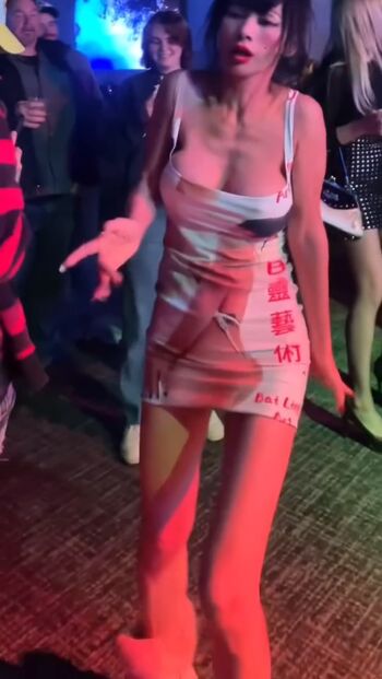 Full leaked Bai ling  page private onlyfans photo