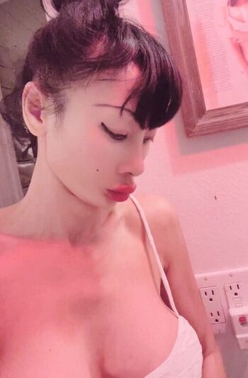 Full leaked Bai ling page private onlyfans photo