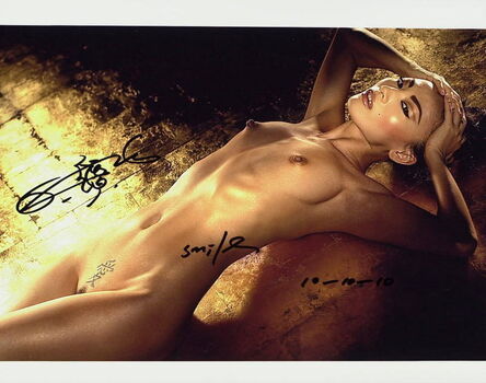 Full leaked Bai ling private onlyfans photo