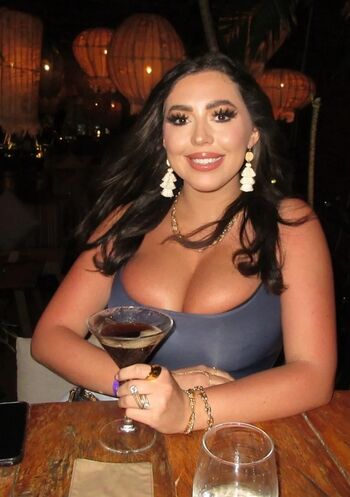 Full leaked Bailey mcavoy page private onlyfans photo