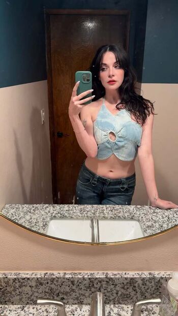 Full leaked Bailey meyers private onlyfans photo