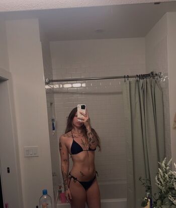 Full leaked Baileygoat private onlyfans photo