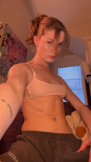 Full leaked Bambi snow private onlyfans photo