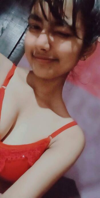 Full leaked Bangladeshi private onlyfans photo
