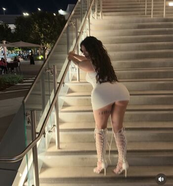 Full leaked Barbiealiynn private onlyfans photo
