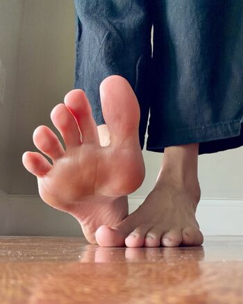 Full leaked Barearchedbeauty private onlyfans photo