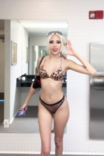 Full leaked Baseddcourtney private onlyfans photo