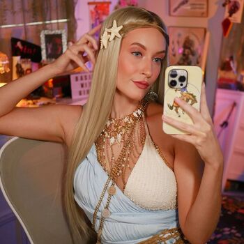 Full leaked Basicwitgirl private onlyfans photo