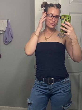 Full leaked Battylilkiwi private onlyfans photo