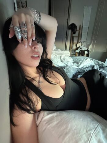 Full leaked Bbaybeebirkin private onlyfans photo