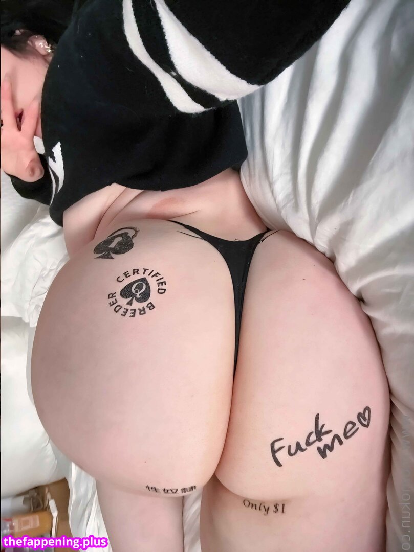 BBC Dildo Solos / Riding / Stroking / Sucking / etc. / https: / lyssaoficiall / talitasilvx Nacktes OnlyFans Foto #325