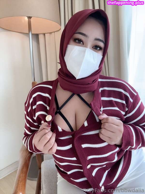bbwmuslimdalia / dalia / https: Fotografie OnlyFans Dezbrăcată #18