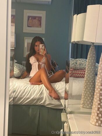 Full leaked Bbycorachis private onlyfans photo